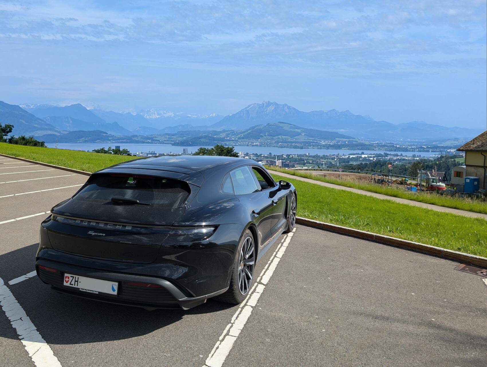 Porsche Taycan Swiss Taycan owners 1717862911563-pd