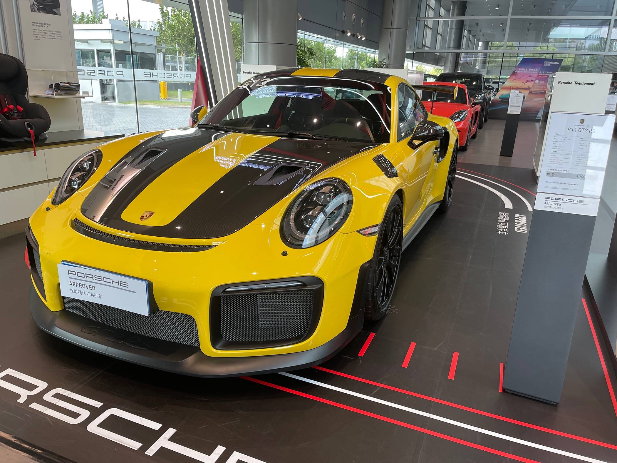 Porsche Taycan Encountering Rare Porsches IMG_2082