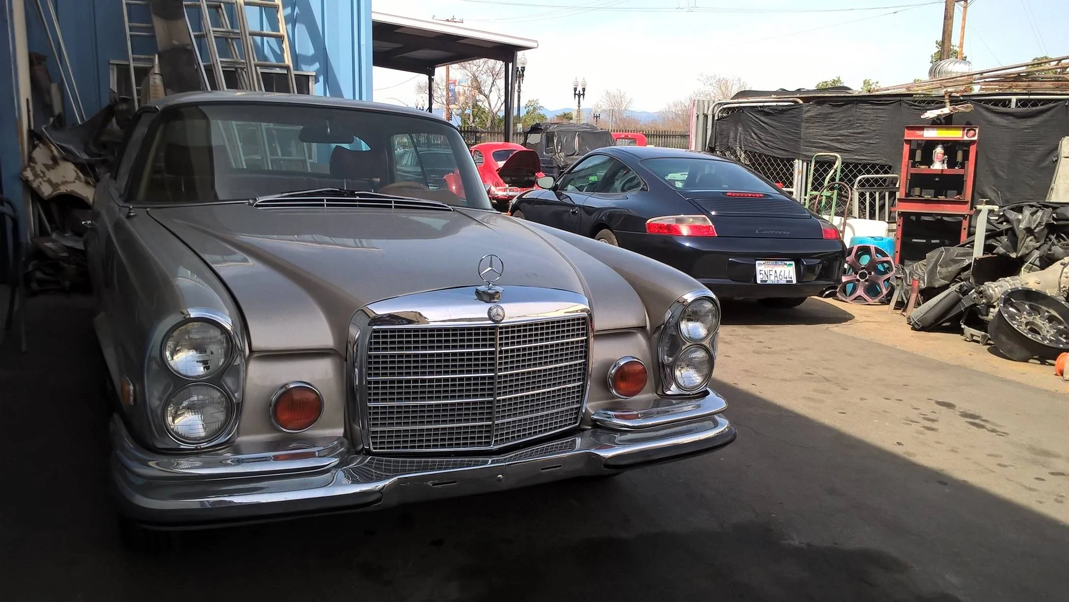 Porsche Taycan Encountering Rare Porsches WP_20170310_13_05_47_Pro