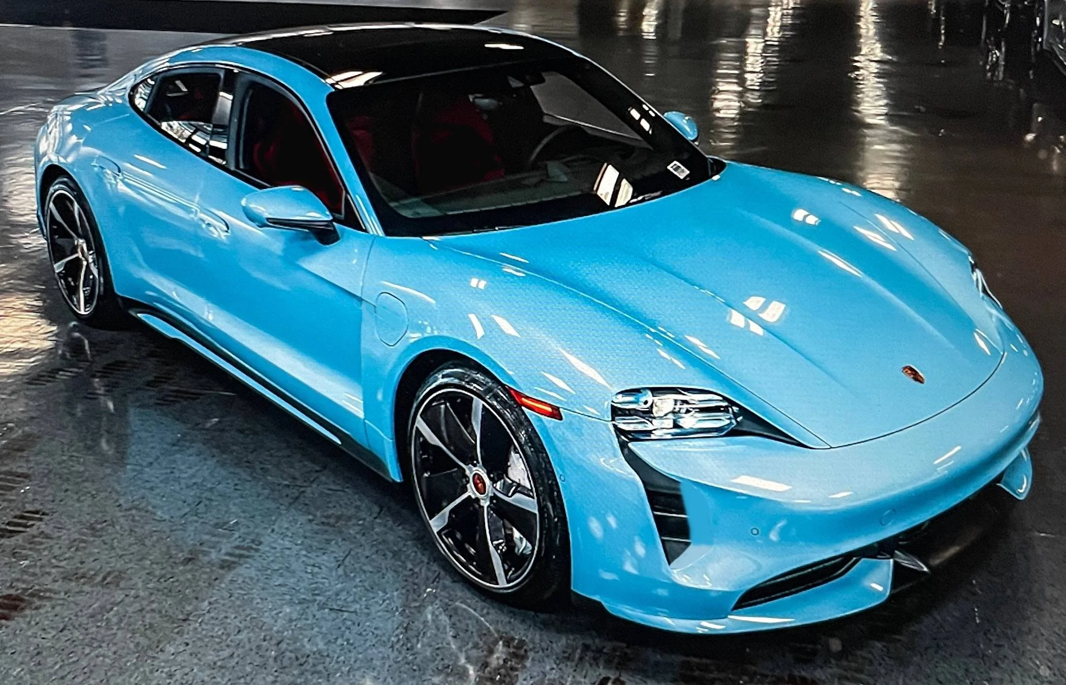Porsche Taycan What color is this Taycan? taycan_wet_bluespoil