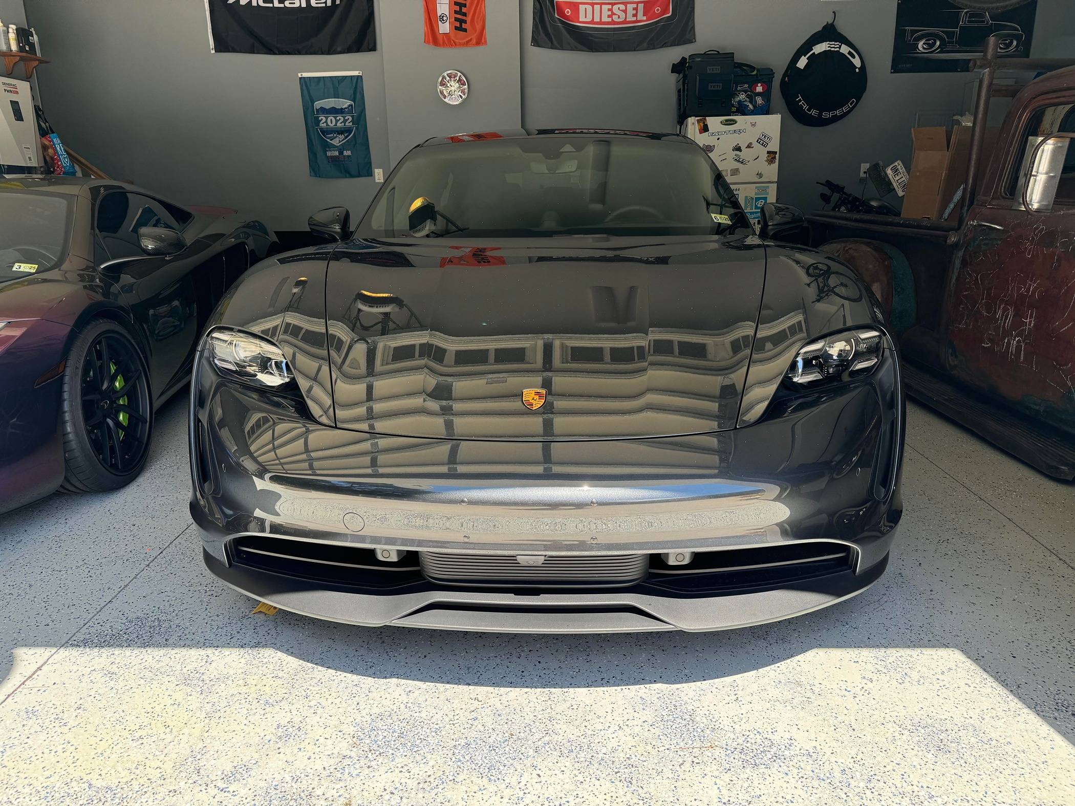 Porsche Taycan Members Say Hello Here! Taycan 4s front
