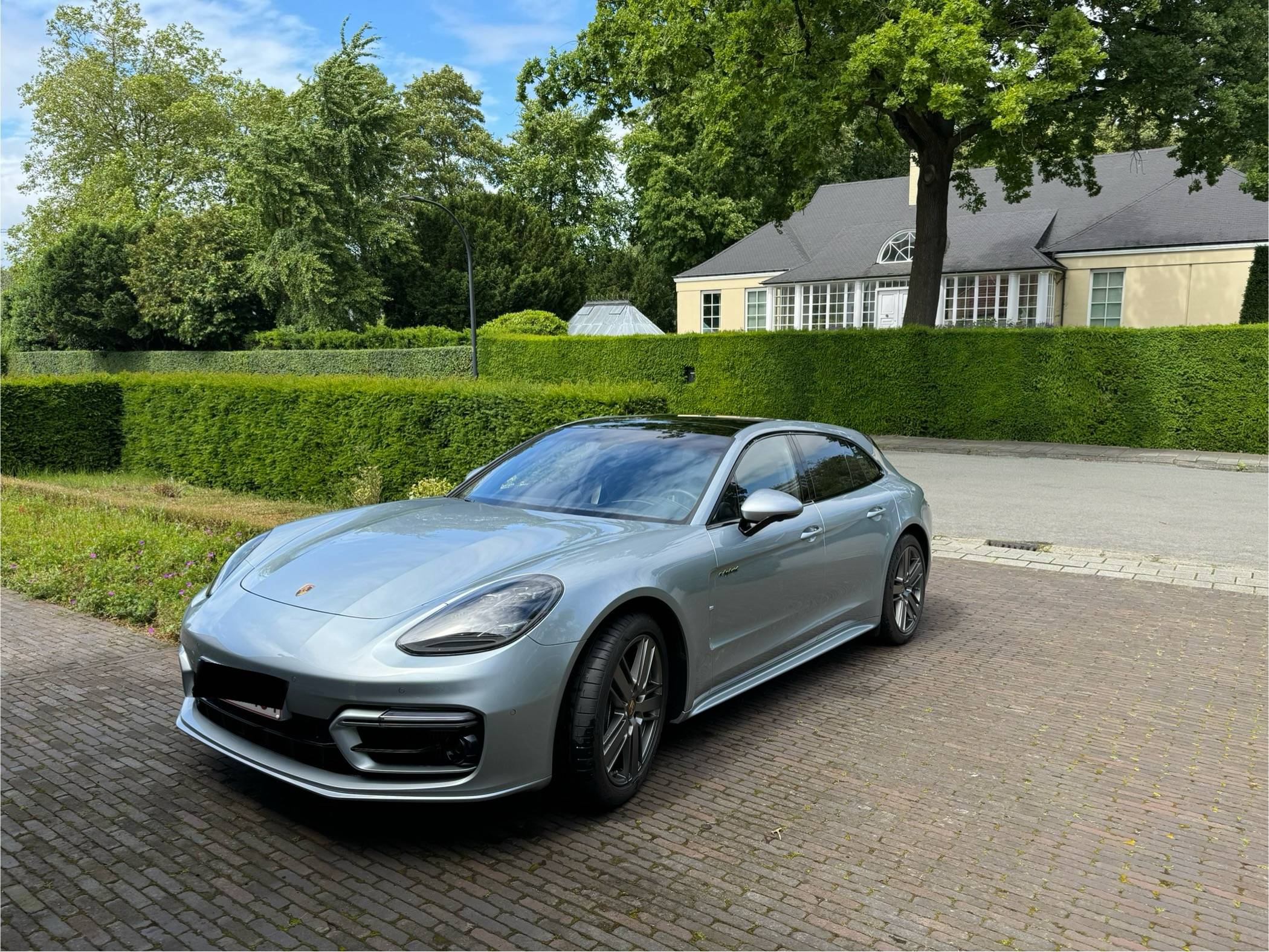 Porsche Taycan Bye guys. Thanks for the good times. IMG_1640