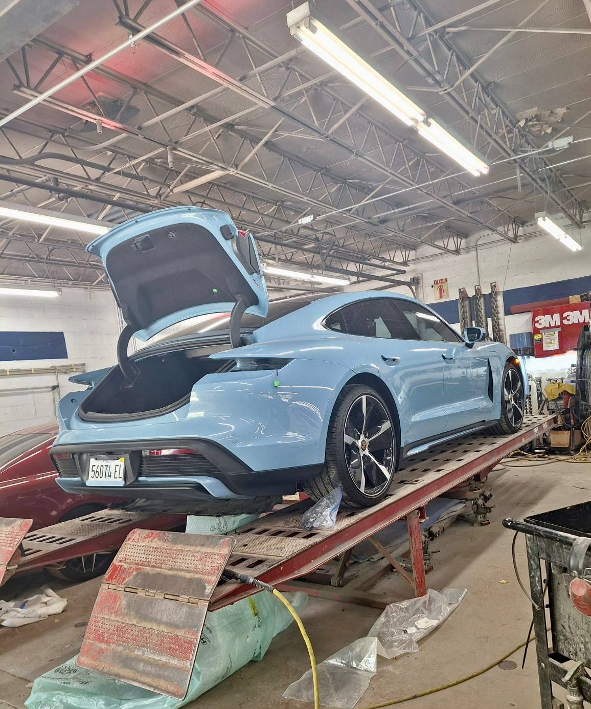 Porsche Taycan Rear side reflector (plugs) w turbo sport bumper taycan_turbo_rear_bum