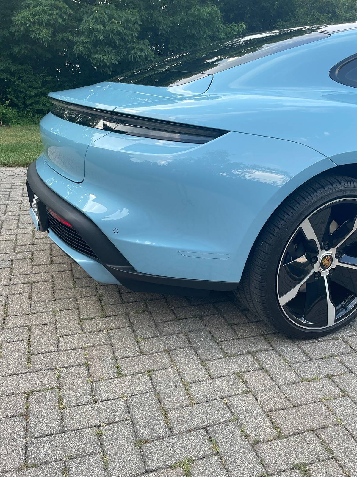 Porsche Taycan FROZEN BLUE Taycan Club IMG_3215.JPG