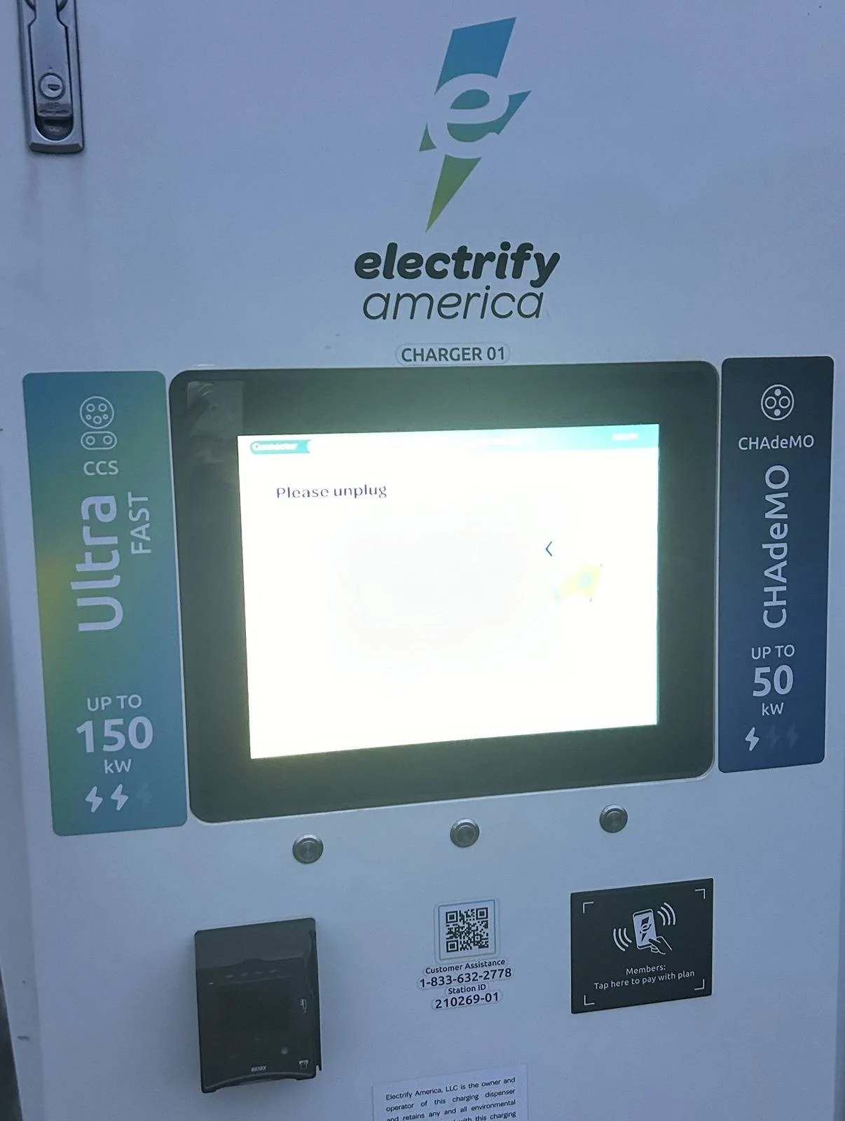 Porsche Taycan First time charging at Electrify America 2024-06-22 150kW charger