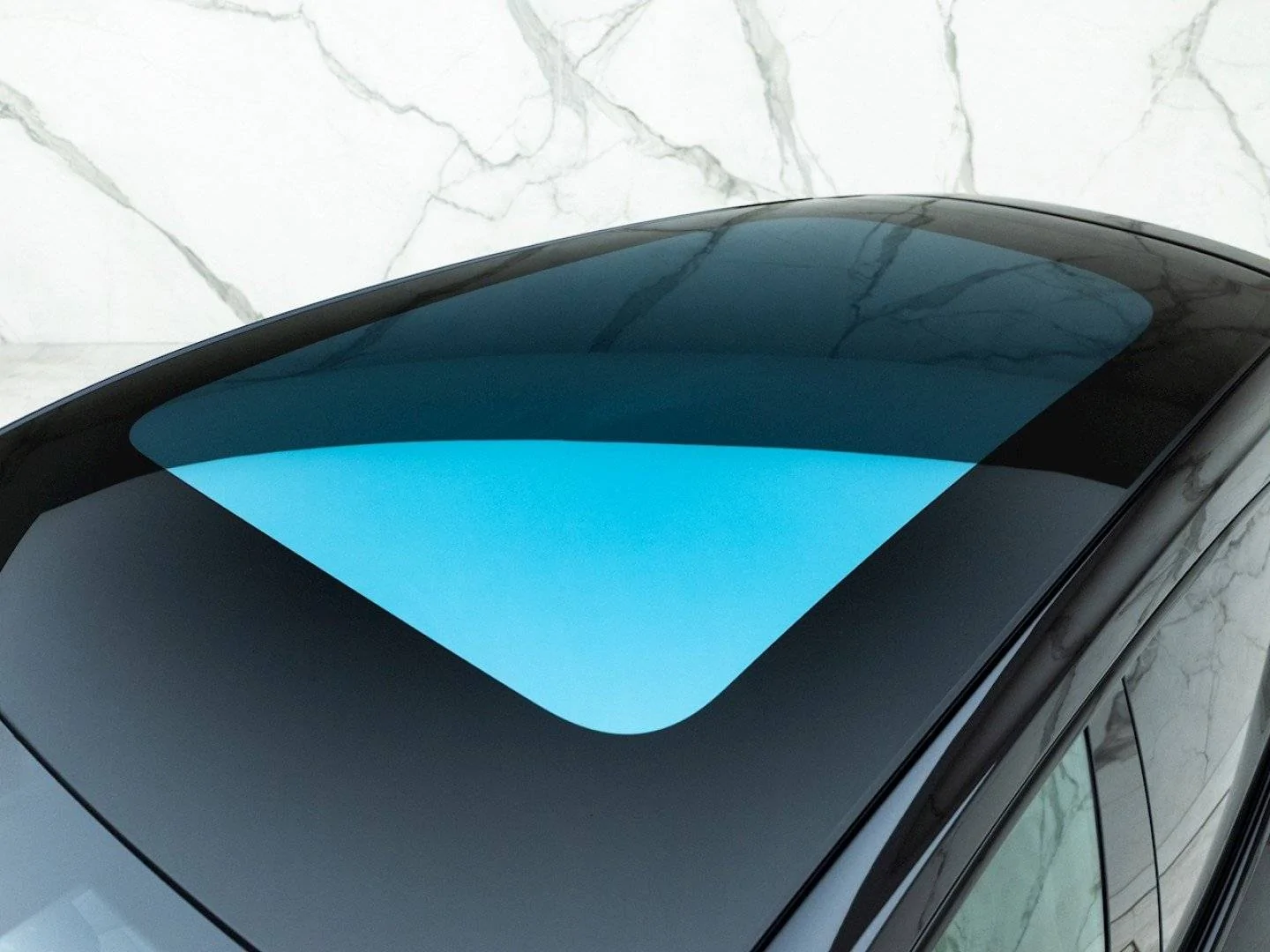 Porsche Taycan Thule clamp style roof bars 16958307886514530464bce_img-86609-larg