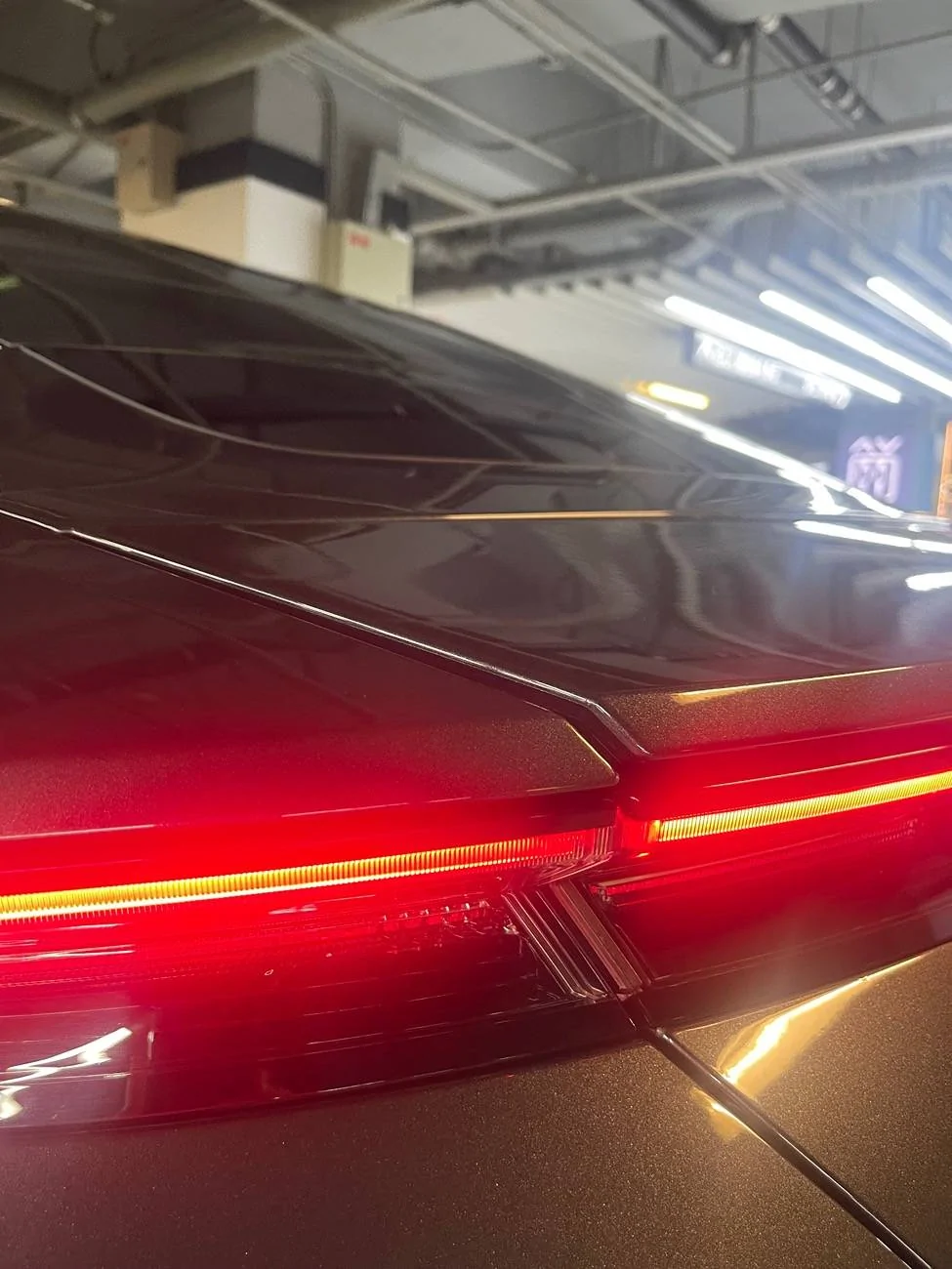 Porsche Taycan Misaligned rear spoiler IMG_7598