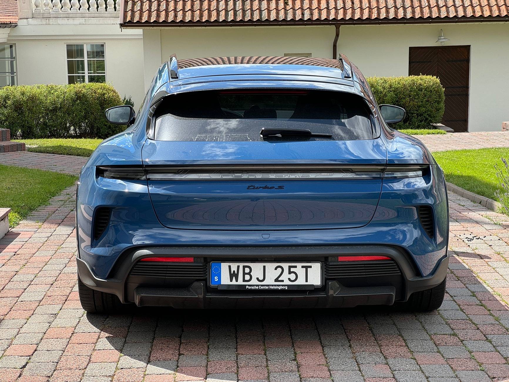 Porsche Taycan Goodbye Taycan, hello 2025 Taycan Turbo S Cross Turismo IMG_0957.JPEG
