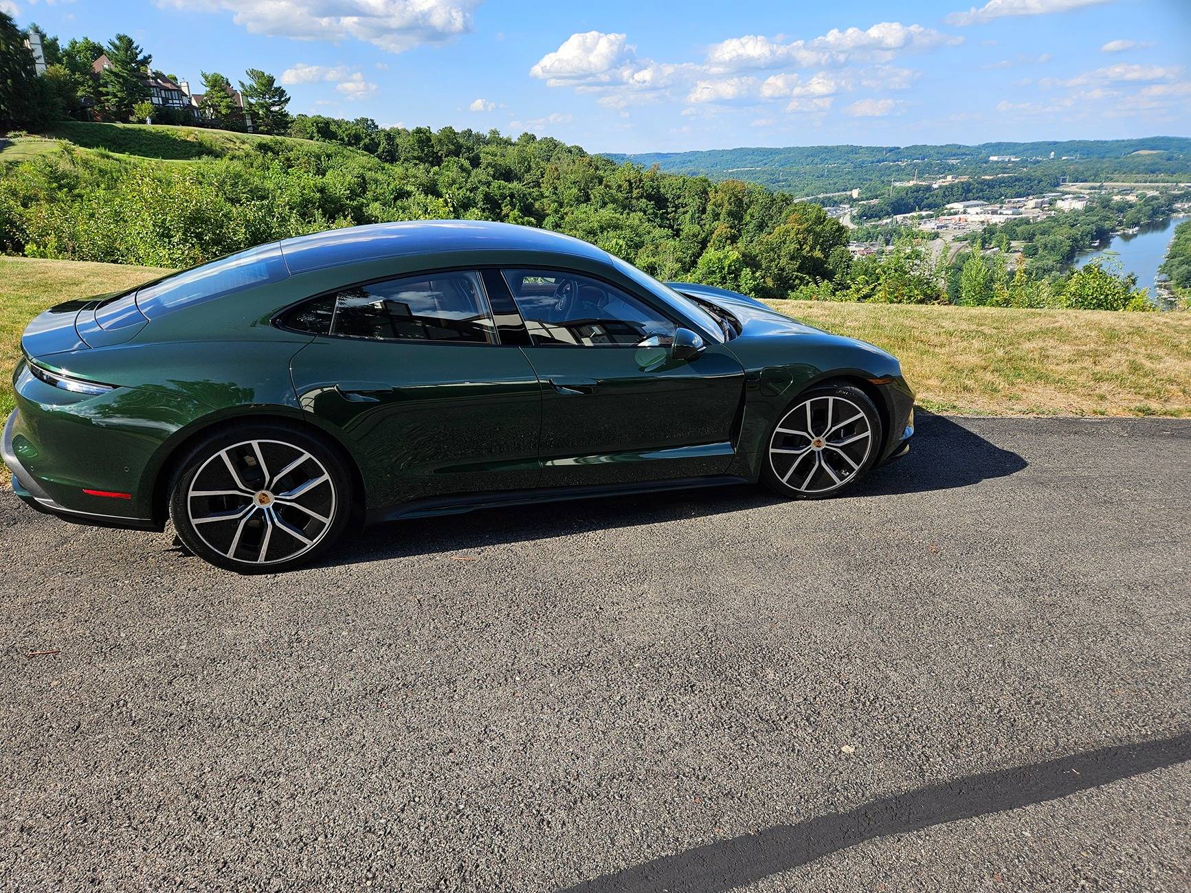 Porsche Taycan My New Oak Green Metallic 2024 Taycan 20240707_173645