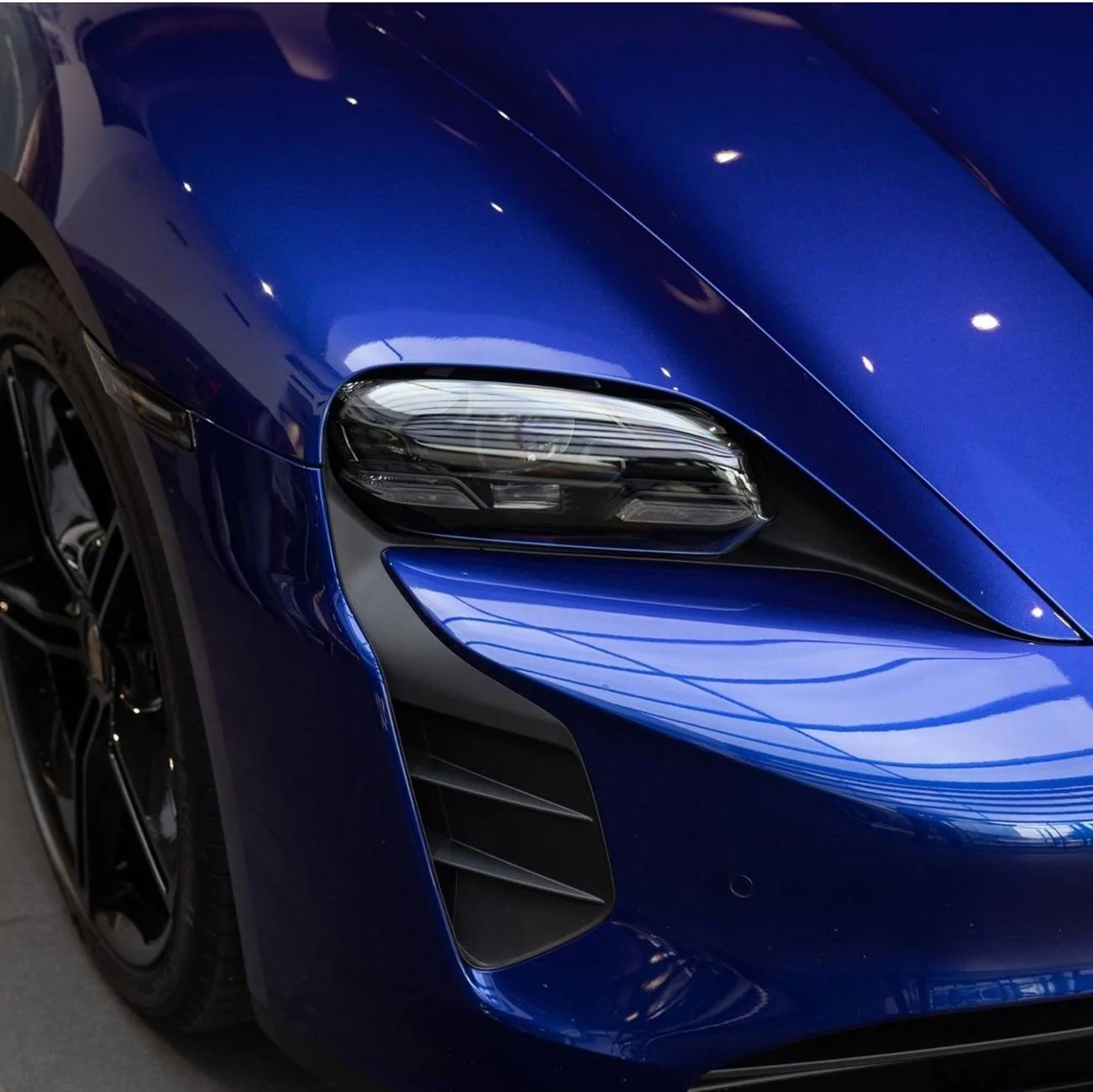 Porsche Taycan 🎨 PTS: PAINT TO SAMPLE Taycan Club & Photos Thread 1000043558