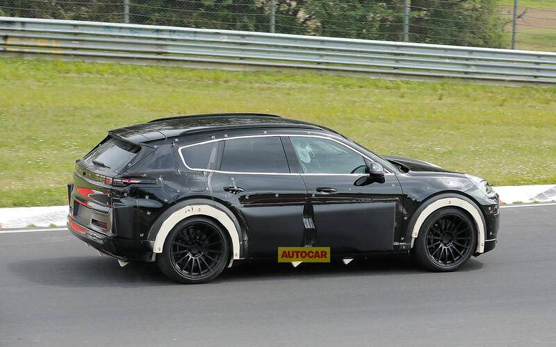 Porsche Taycan Cayenne EV IMG_3426