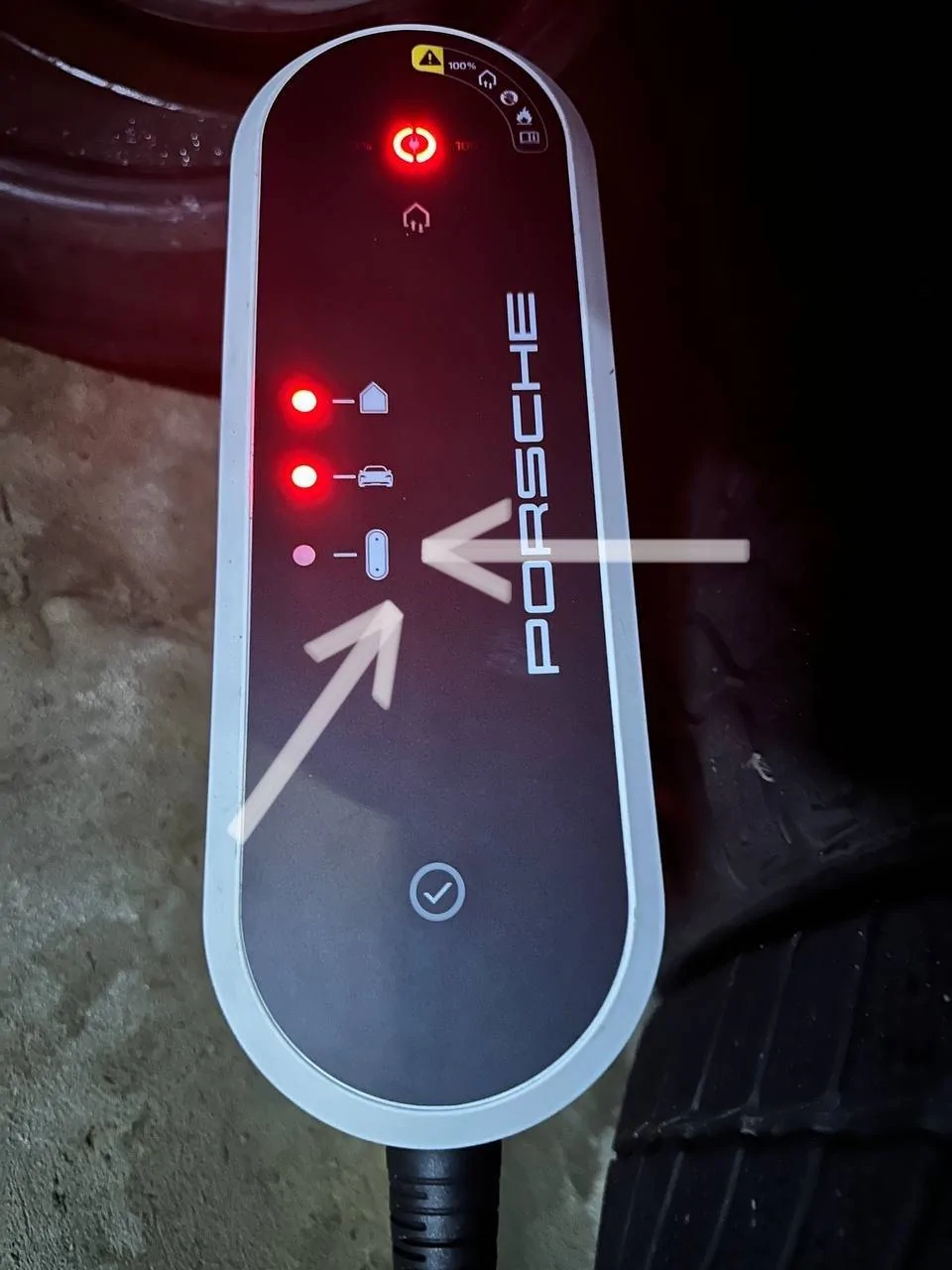 Porsche Taycan Porsche mobile charger plus (PMCP+) poor ground. IMG_9682