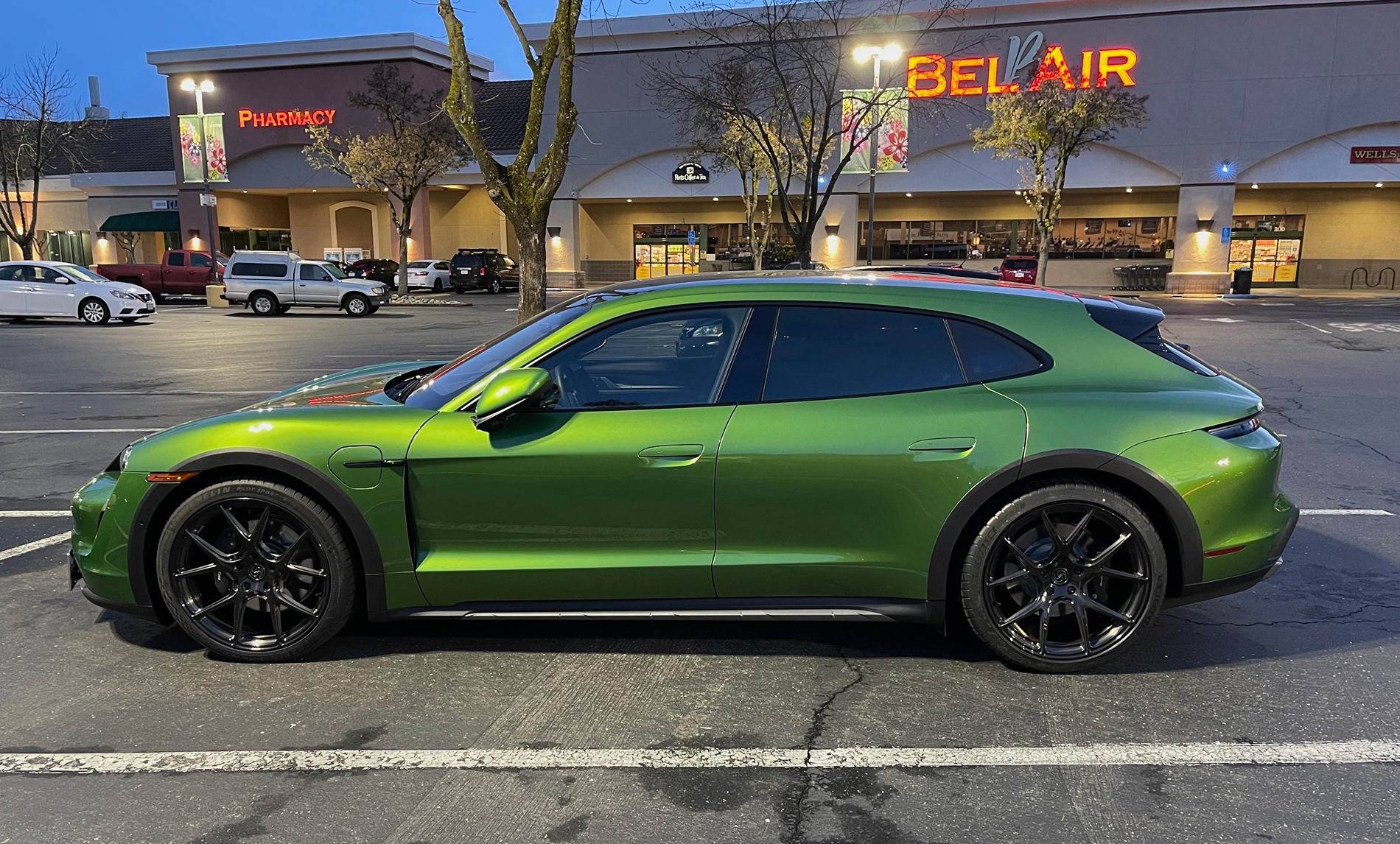 Porsche Taycan Any recommendations on 21inch wheels for Taycan 4 CT Bel-Air mornin