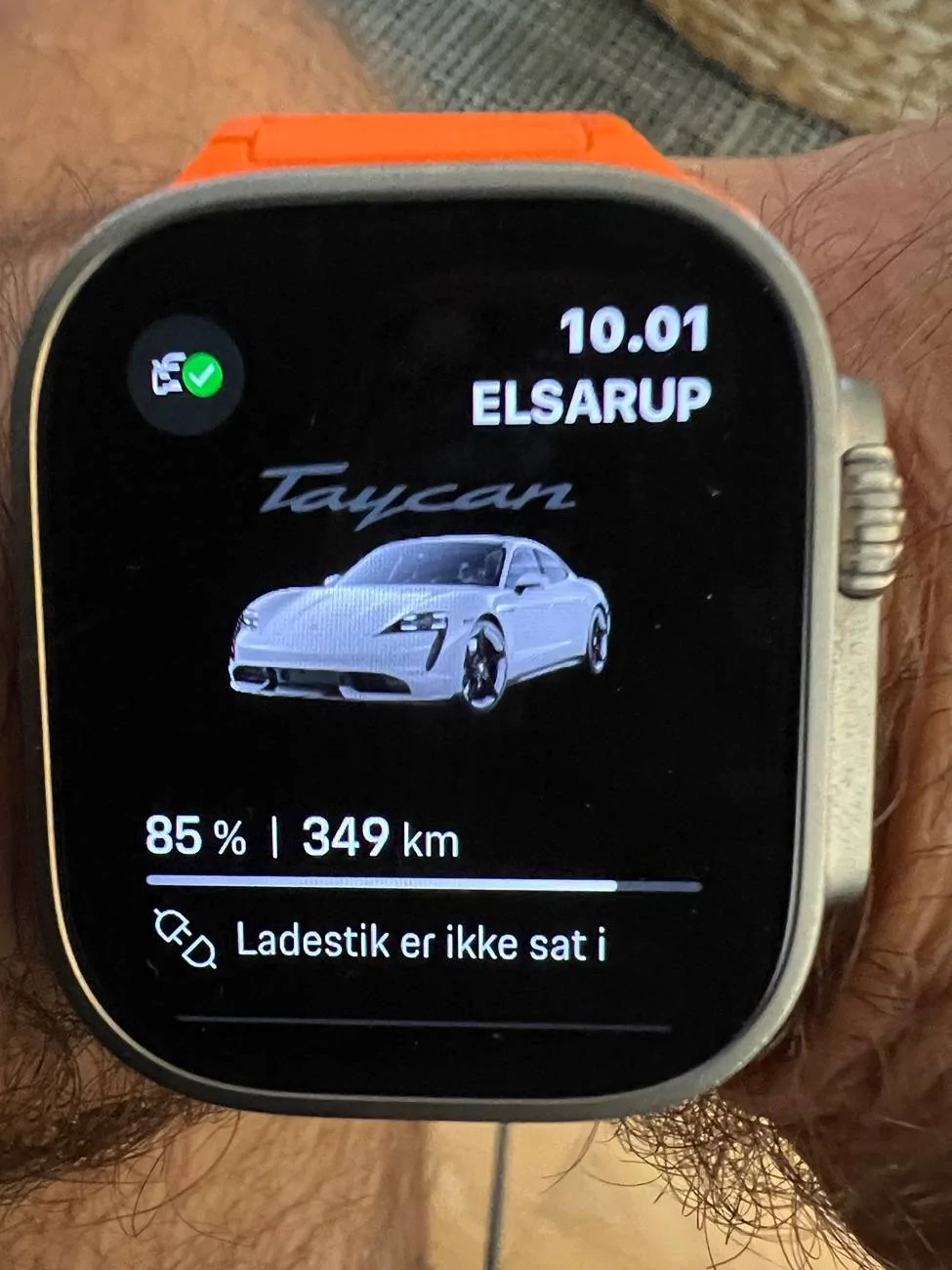 Porsche Taycan It works and now I can be Knight Rider IMG_1528