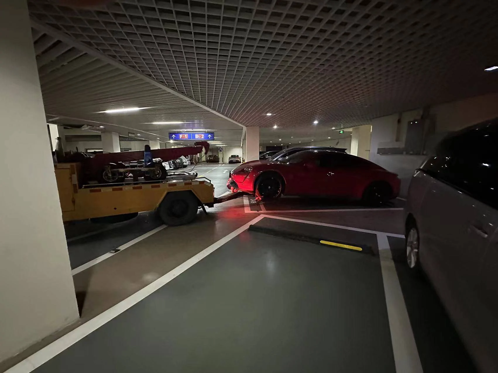Porsche Taycan Red Circle of DEATH Weixin Image_20240727142159