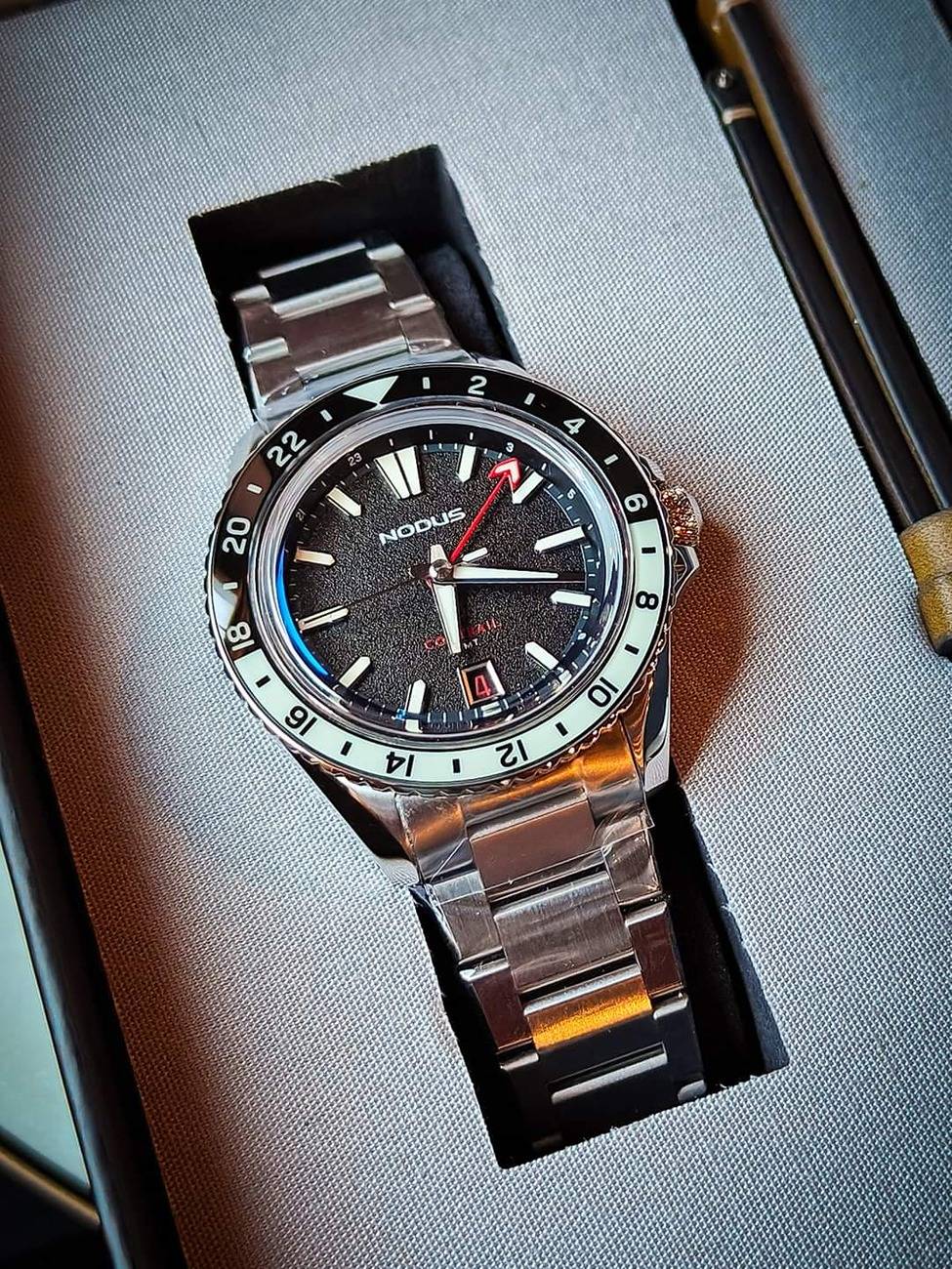 Porsche Taycan Watch collectors - let's talk watches here! 1000057211