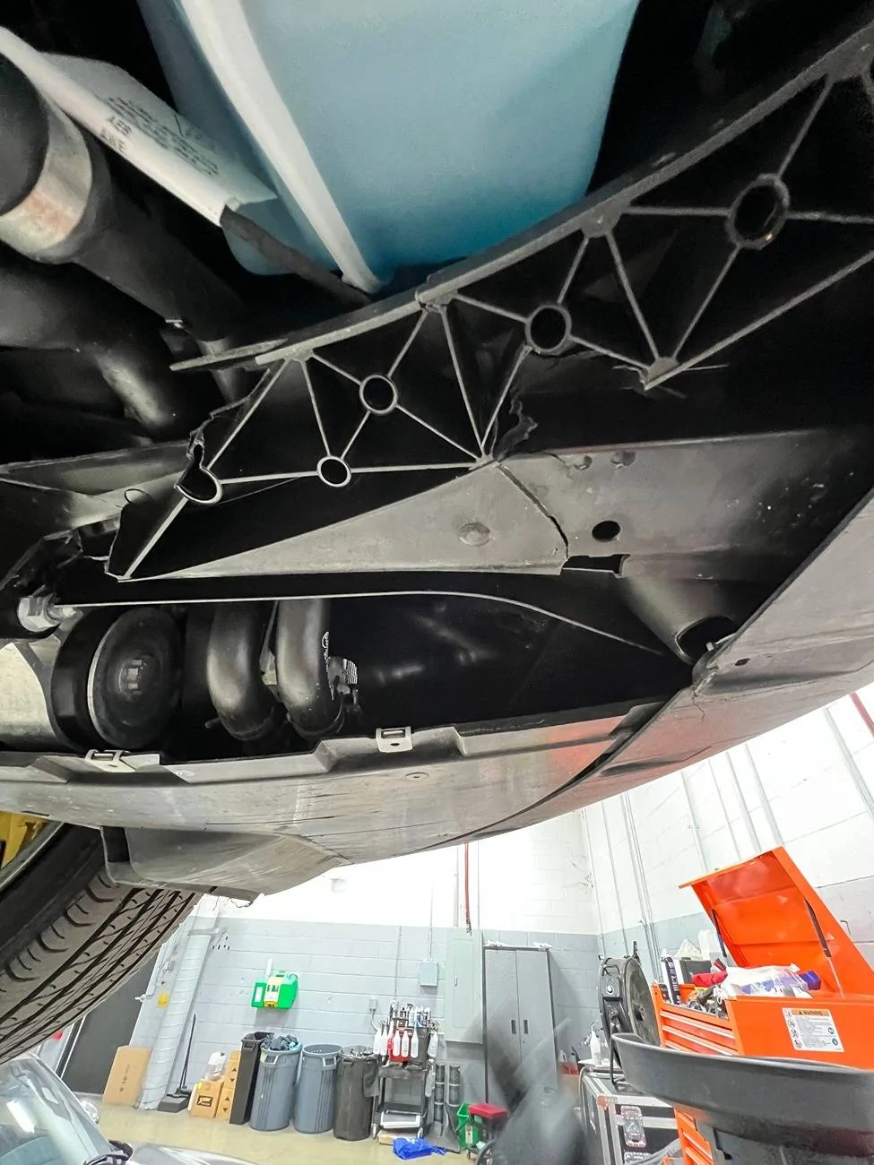 Porsche Taycan Underbody Protection Panel damaged. Batteries and coolant lines need inspection.  $72.5K replacement & labor cost. Dealership is Tom Wood in Indiana cR5L6Ket_170535145