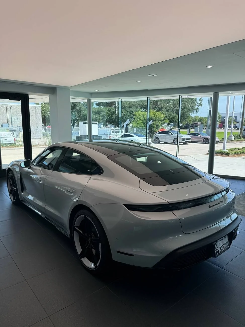 Porsche Taycan Recall - Front Brake Hoses Can Crack and Leak Fluid (ARB0) - June 19, 2024 -- [2020-2025 Taycan] IMG_0394