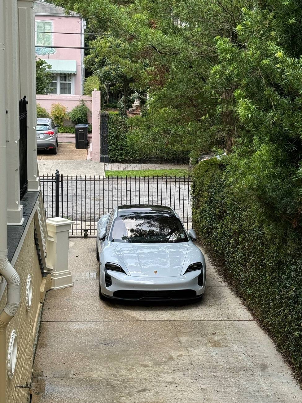 Porsche Taycan Recall - Front Brake Hoses Can Crack and Leak Fluid (ARB0) - June 19, 2024 -- [2020-2025 Taycan] IMG_0398