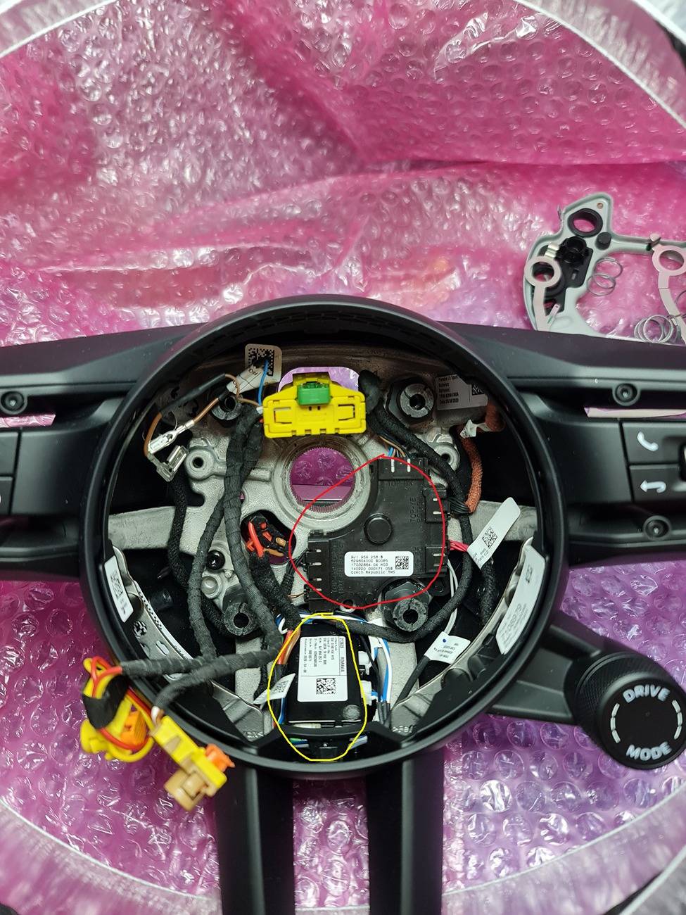 Porsche Taycan GT steering wheel install - control module confusion... 20240801_172632