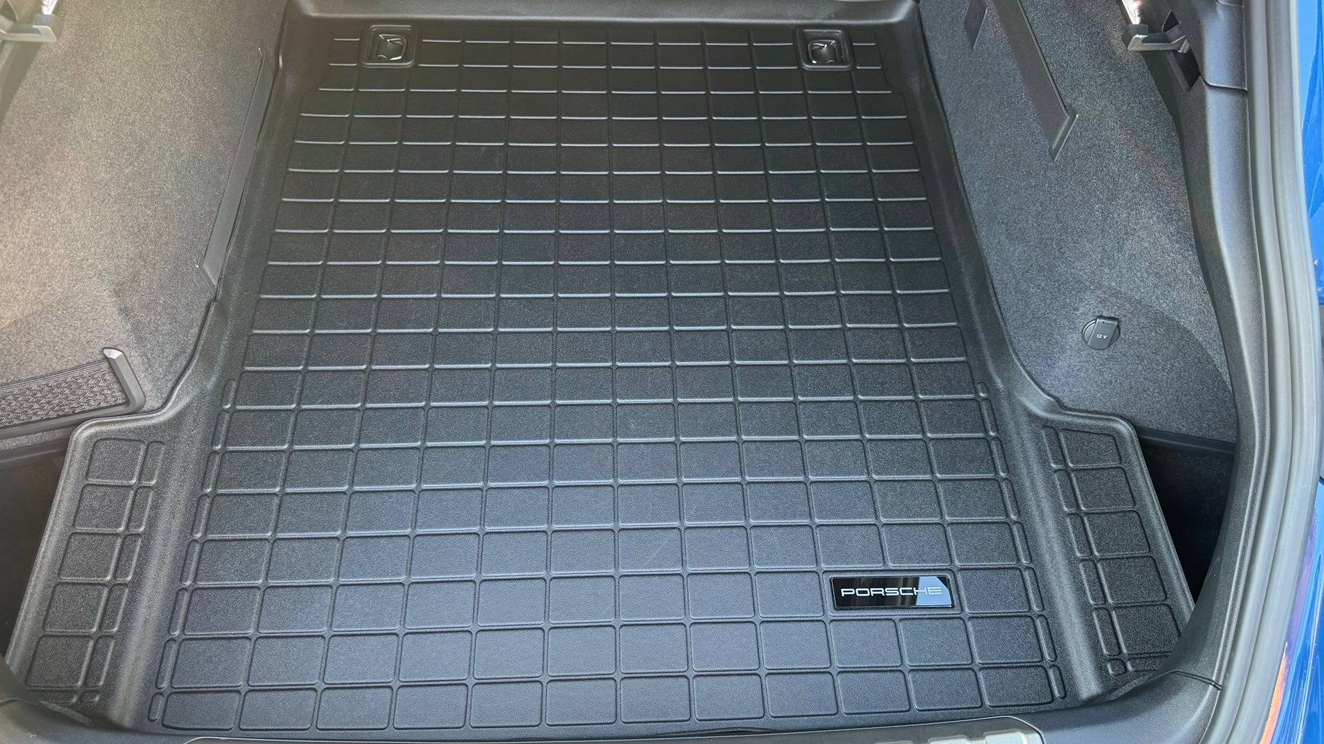 Porsche Taycan All-weather Floor Mats & Boot Liner? 01_weathertech_mat