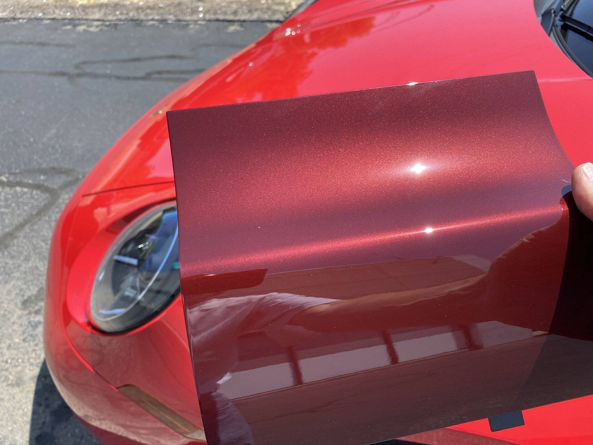Porsche Taycan Cherry Metallic Taycan DA28BC7D-C8BD-46B8-BECF-A070872DBF8B