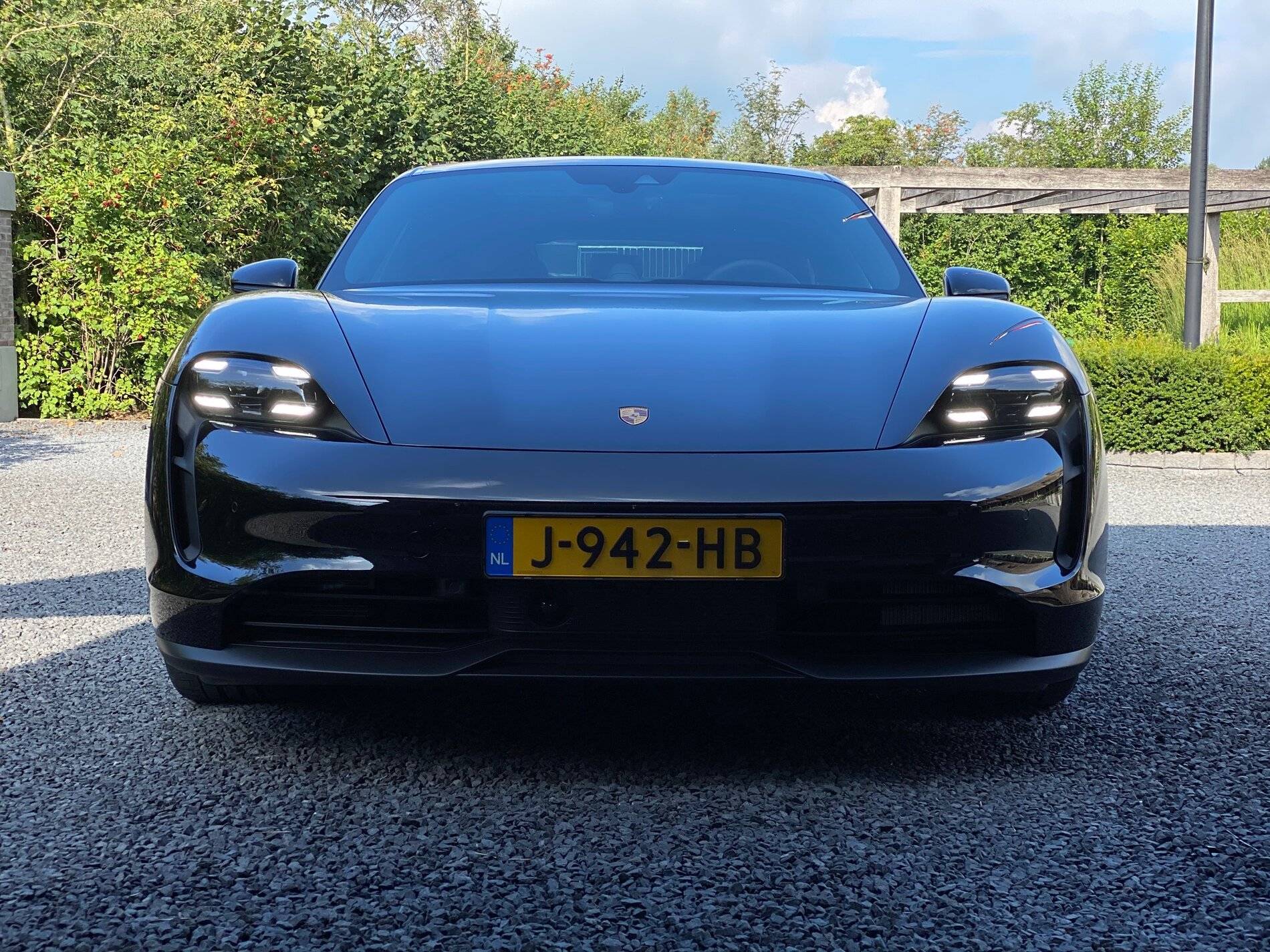 Porsche Taycan Just got my black Taycan 4S delivered IMG_3246
