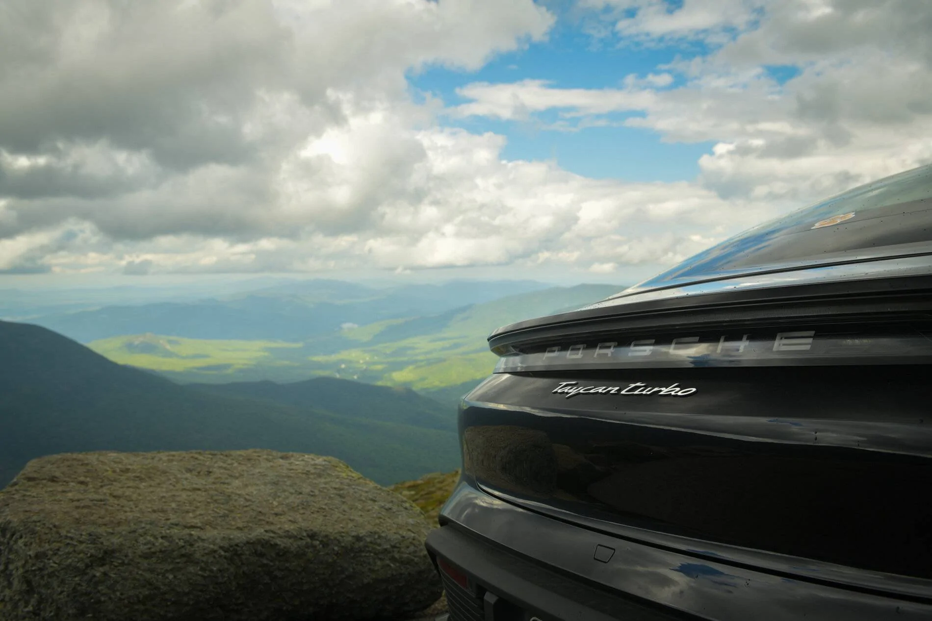 D85_5272.webp