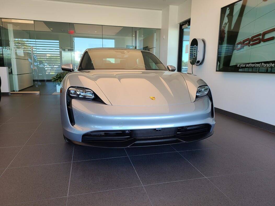 Porsche Taycan Opinions on Olea Brown Interior 1597941130289