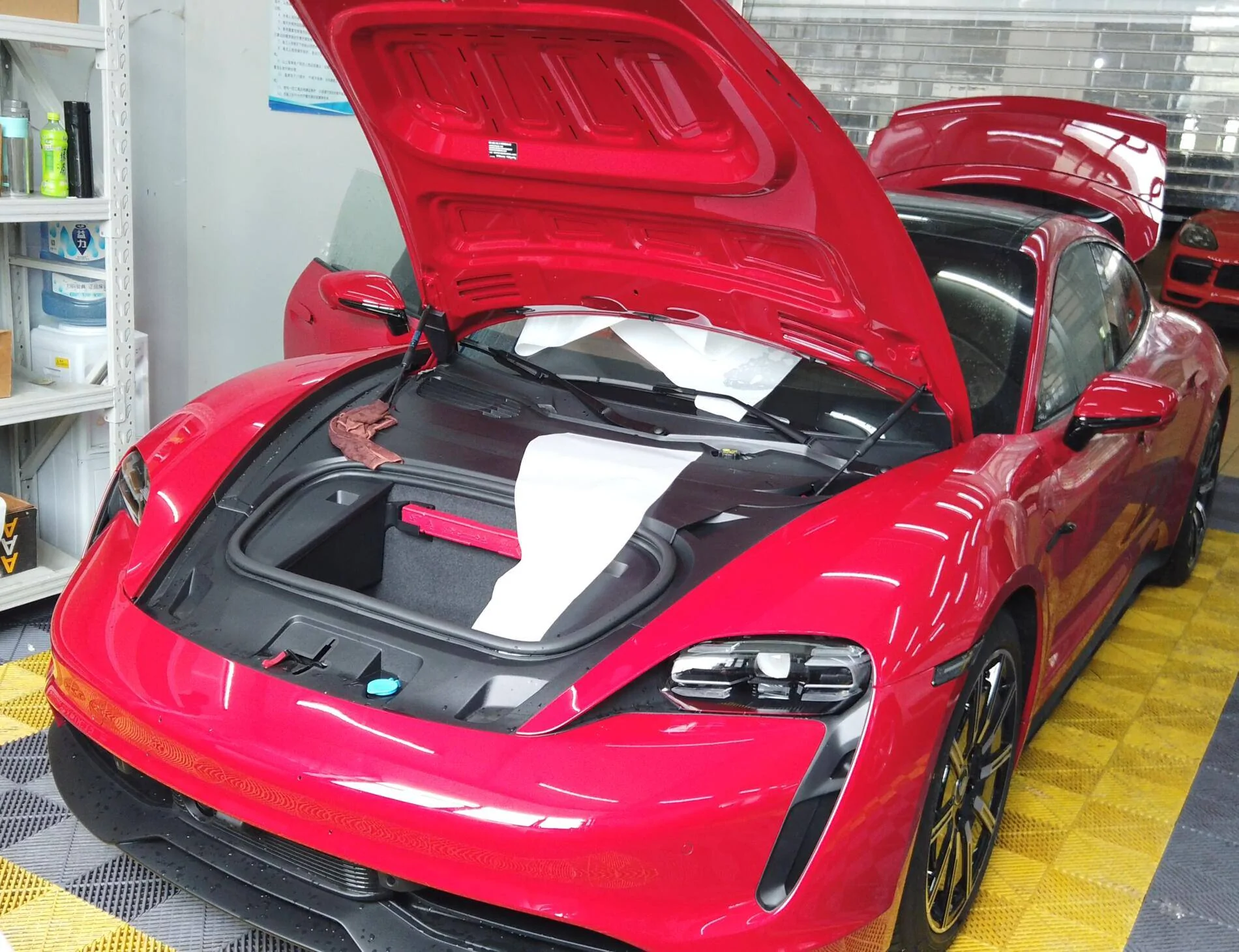 Porsche Taycan Taycan Waiting Room: Who has ordered and a delivery date? 1598007364445