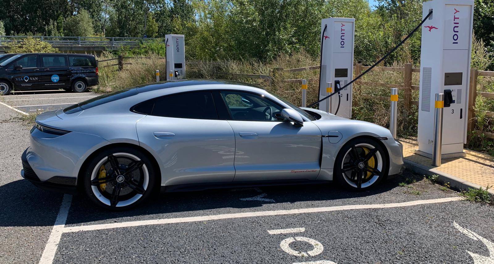 Porsche Taycan "Porsche ID" Charging card? 4E7CC026-5010-4983-B29E-341BAE62B1D7