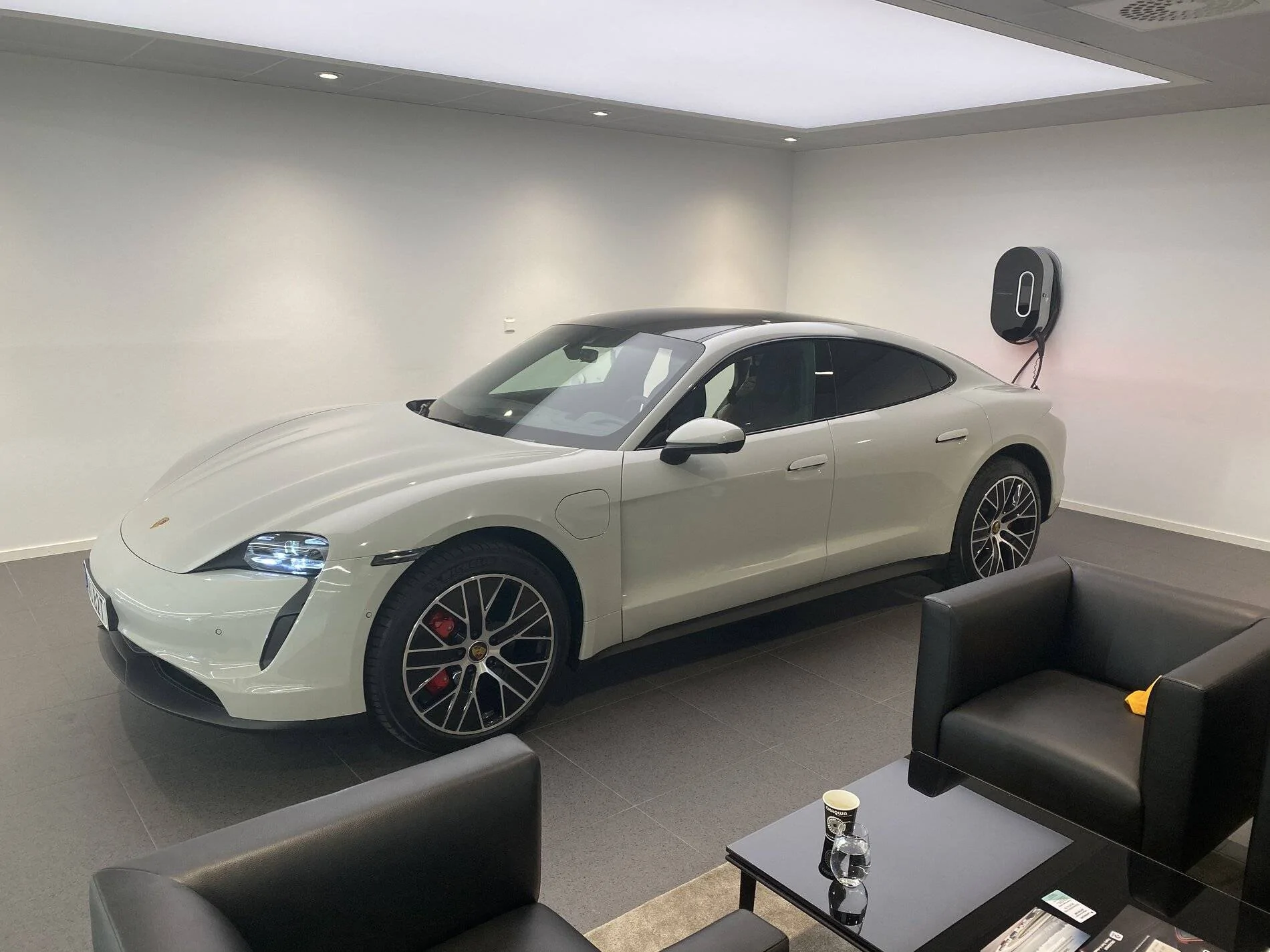 Porsche Taycan My Taycan 4s delivery ended bad A3E0E76A-6346-45DA-B245-798263A6CA52