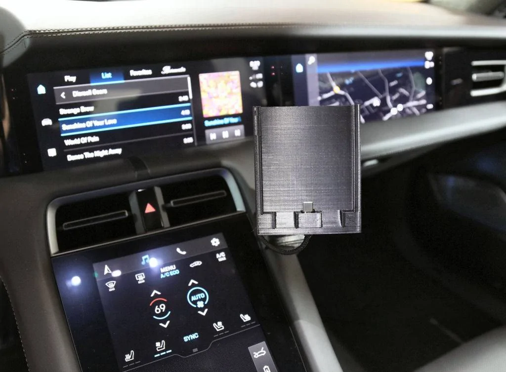 Porsche Taycan 3D Printed Custom Phone Mount for Taycan Console 0R0A1552