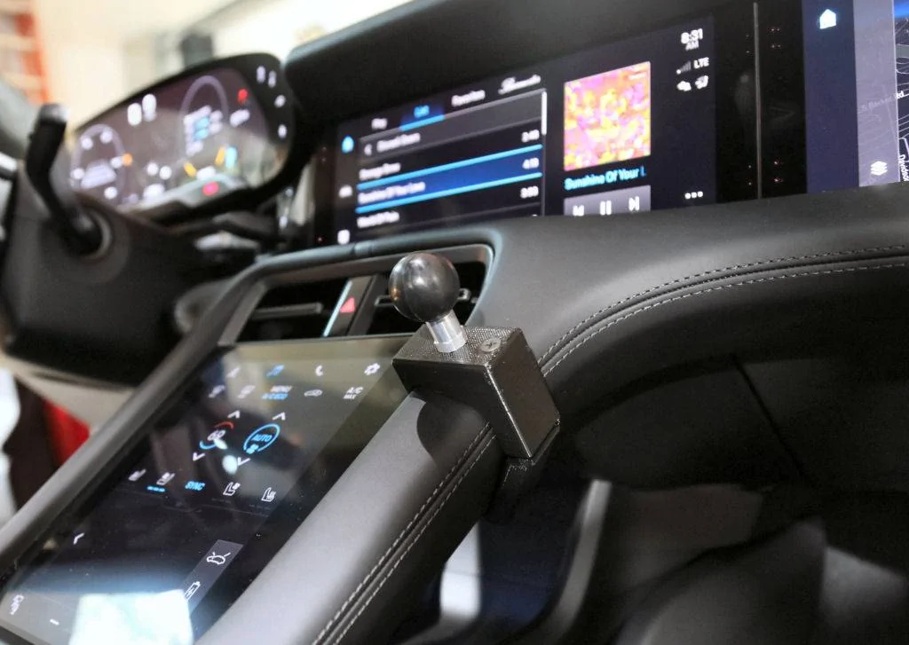 Porsche Taycan 3D Printed Custom Phone Mount for Taycan Console 0R0A1562