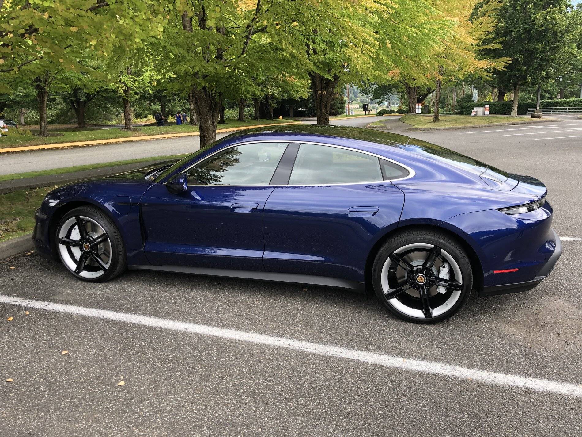Porsche Taycan New Gentian Blue! Flawless and Beautiful! IMG_1209
