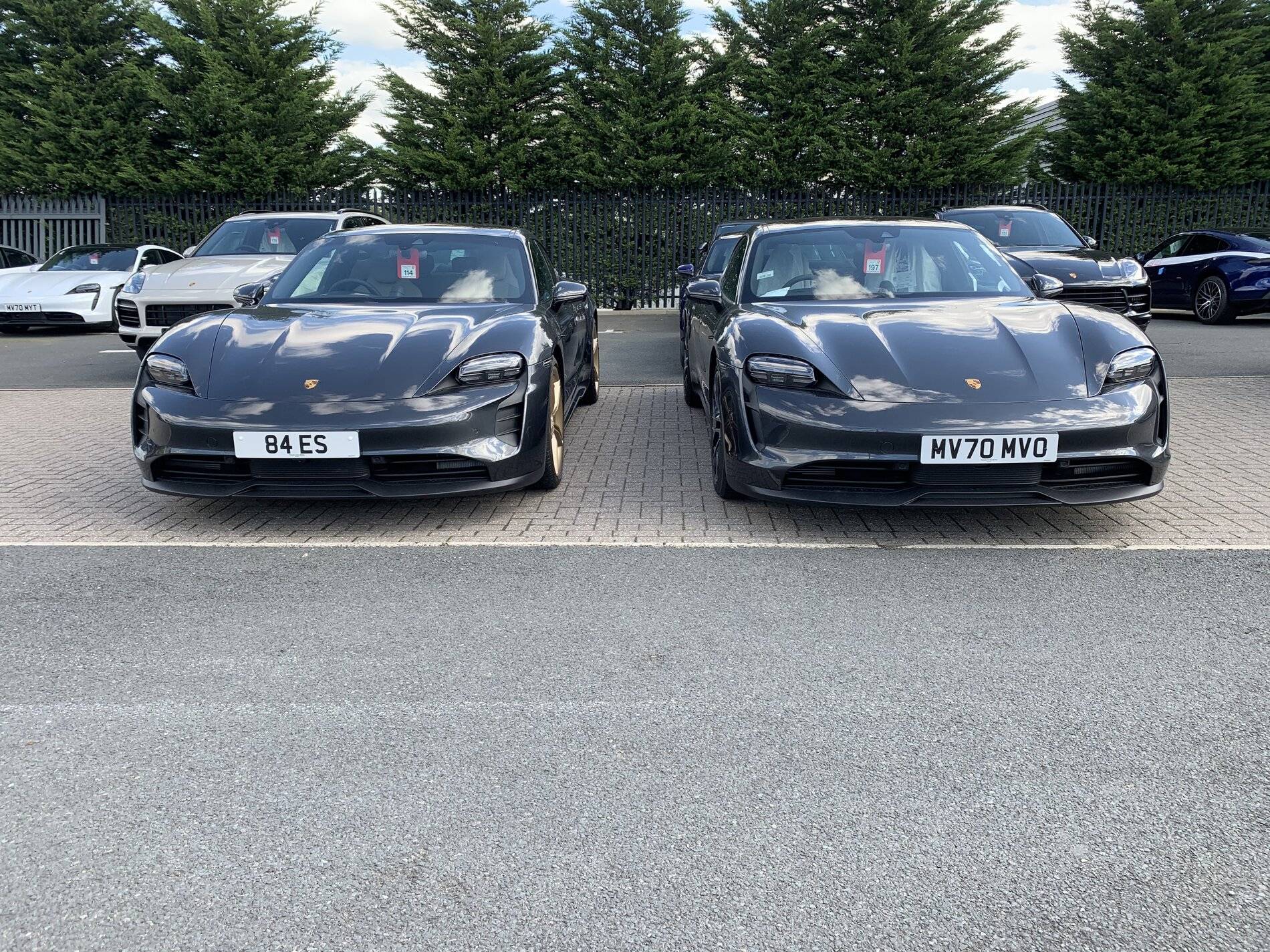 Porsche Taycan Black Interior With Neodyme Option Pics? 5A642DCD-F572-4107-955C-61B067C6495E