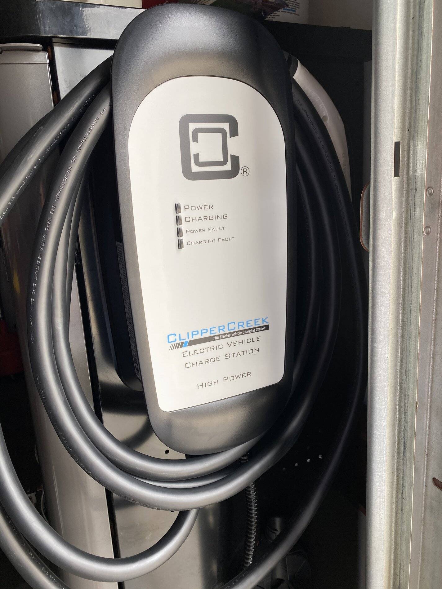 Porsche Taycan [March 2026 Update] - Porsche's ONLY OTA update hobbles North American Taycans to max 9.6 kW charge rate… 883566D4-4813-46A8-A5F9-D2F44EAD4051