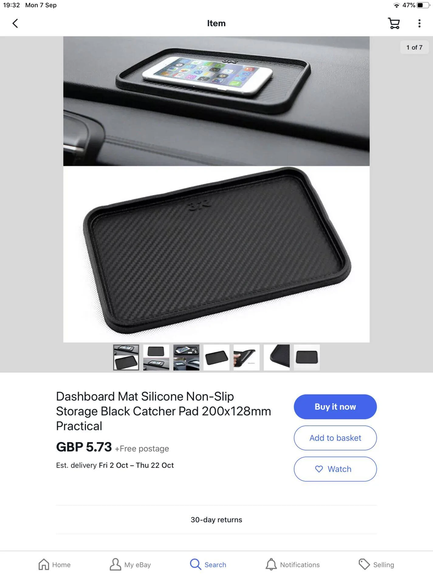 Porsche Taycan Storage space under centre console A28A5B4E-18C8-4331-A981-00E948668A0D