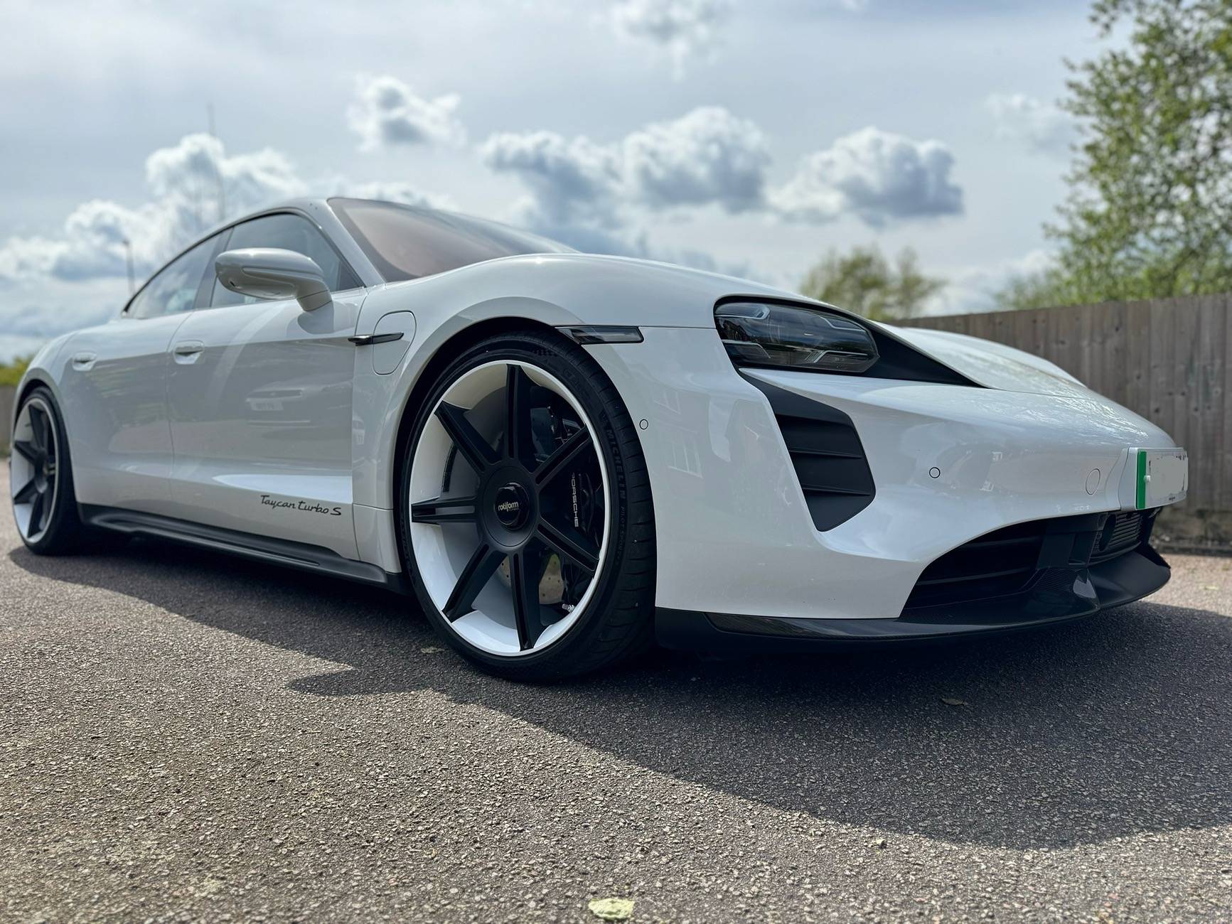 Porsche Taycan New Mission E wheels are hideous, but….. IMG_1440