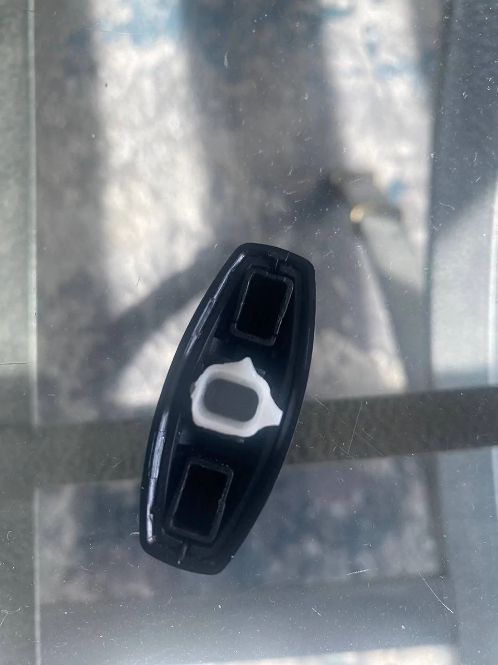 Porsche Taycan Seat button fell off IMG_0245