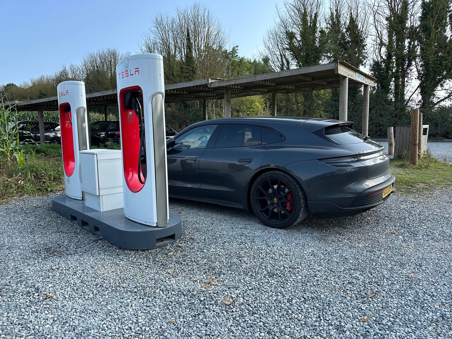 Porsche Taycan Tesla Supercharger (250kw) resulting in electrical system error. IMG_6157