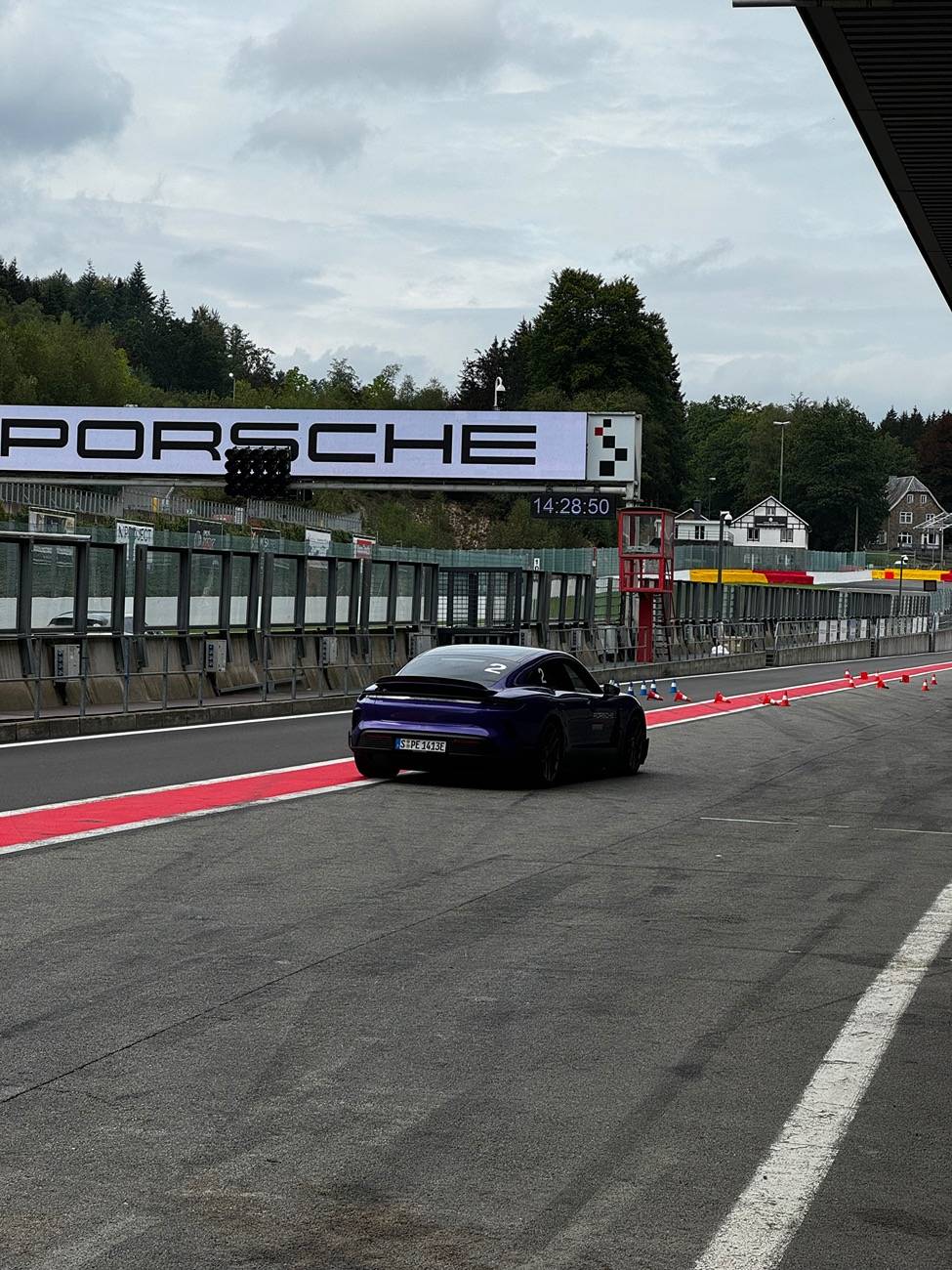 Porsche Taycan Taycan Turbo S Refresh (J1.2) Track experience day on Spa Francorchamps IMG_2354