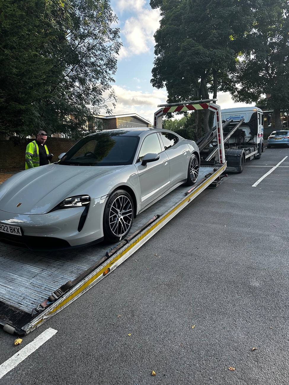 Porsche Taycan Battery caput after UK brake recall IMG_1724