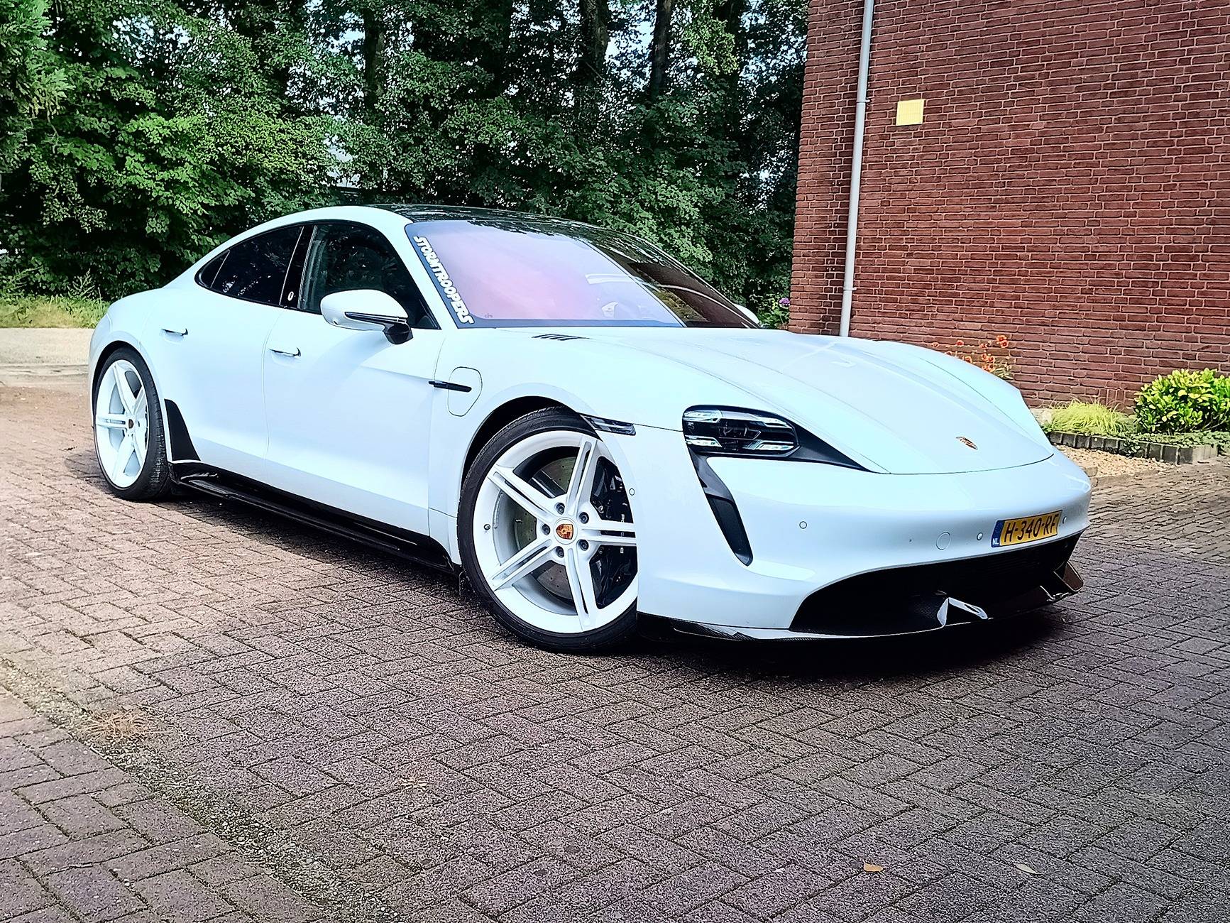 Porsche Taycan I painted my Mission E wheels white. IMG_20240903_125256938_HDR
