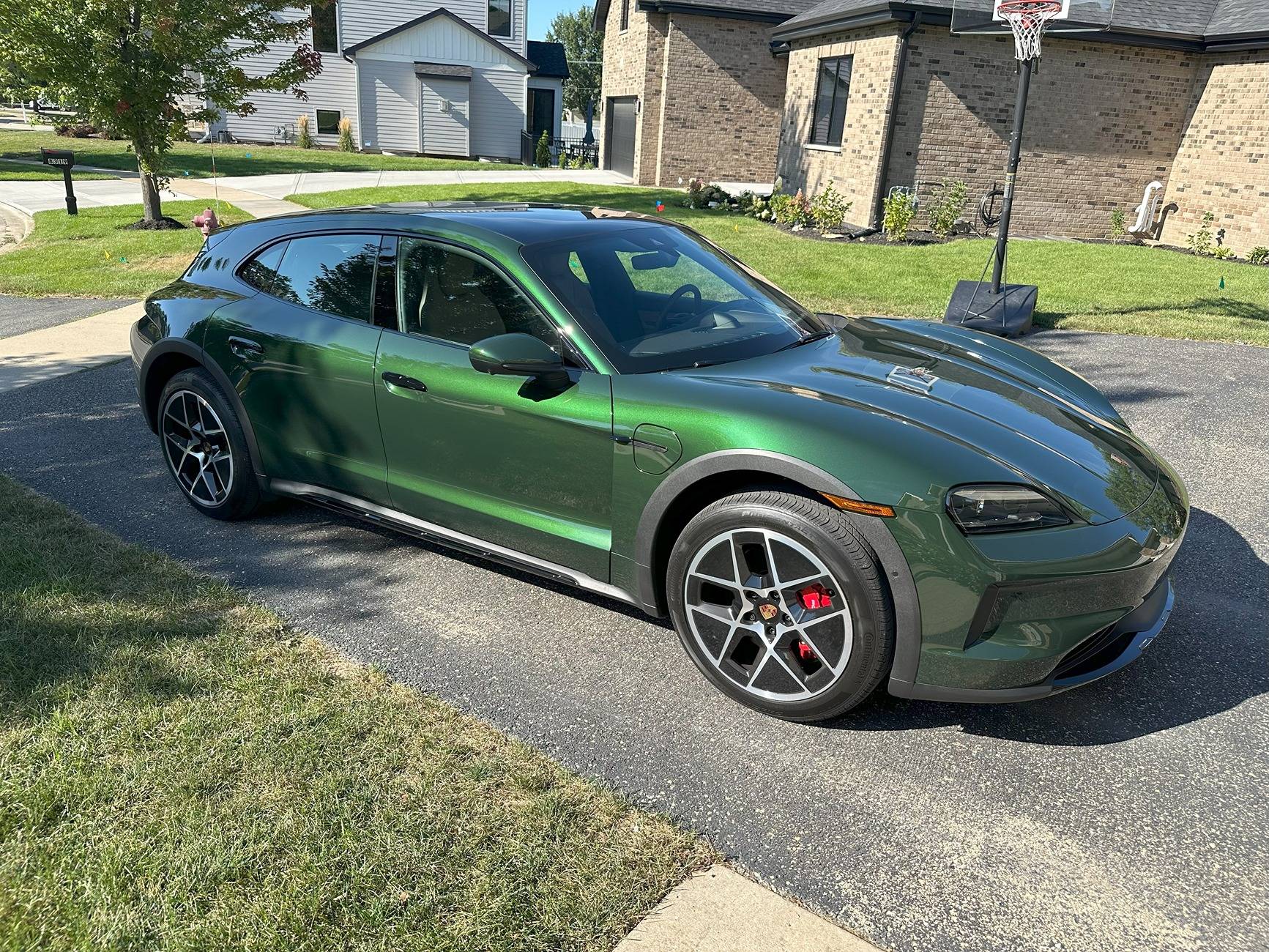 Porsche Taycan 1000 miles driven on 2025 4S CT  -- Comparing to my 2022 4 CT IMG_4314
