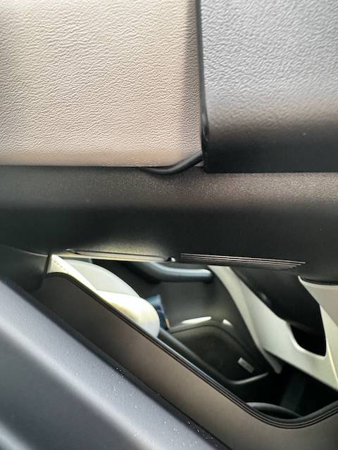 Porsche Taycan Phone holder? IMG_2763