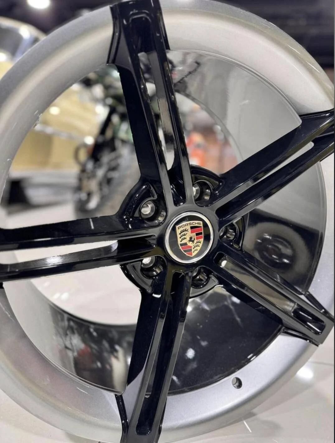 Porsche Taycan Help! Are These Authentic/OEM Mission E Rims? Screenshot 2024-09-08 at 8.27.08 PM