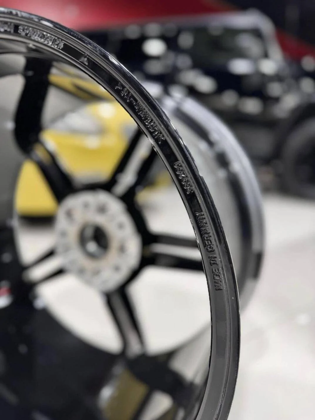 Porsche Taycan Help! Are These Authentic/OEM Mission E Rims? Screenshot 2024-09-08 at 8.27.19 PM