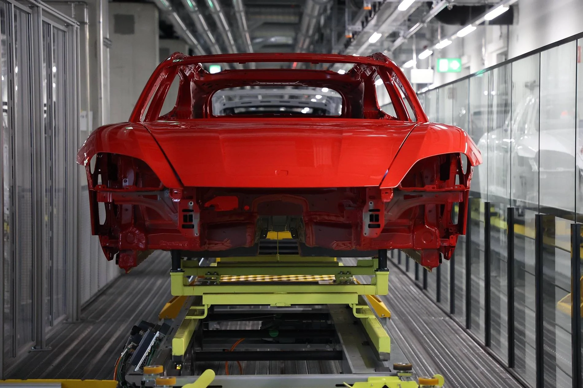 Porsche Taycan Not long to go… Taycan_Turbo_S_Sport_Turismo_Taycan_assembly_painted_car_body