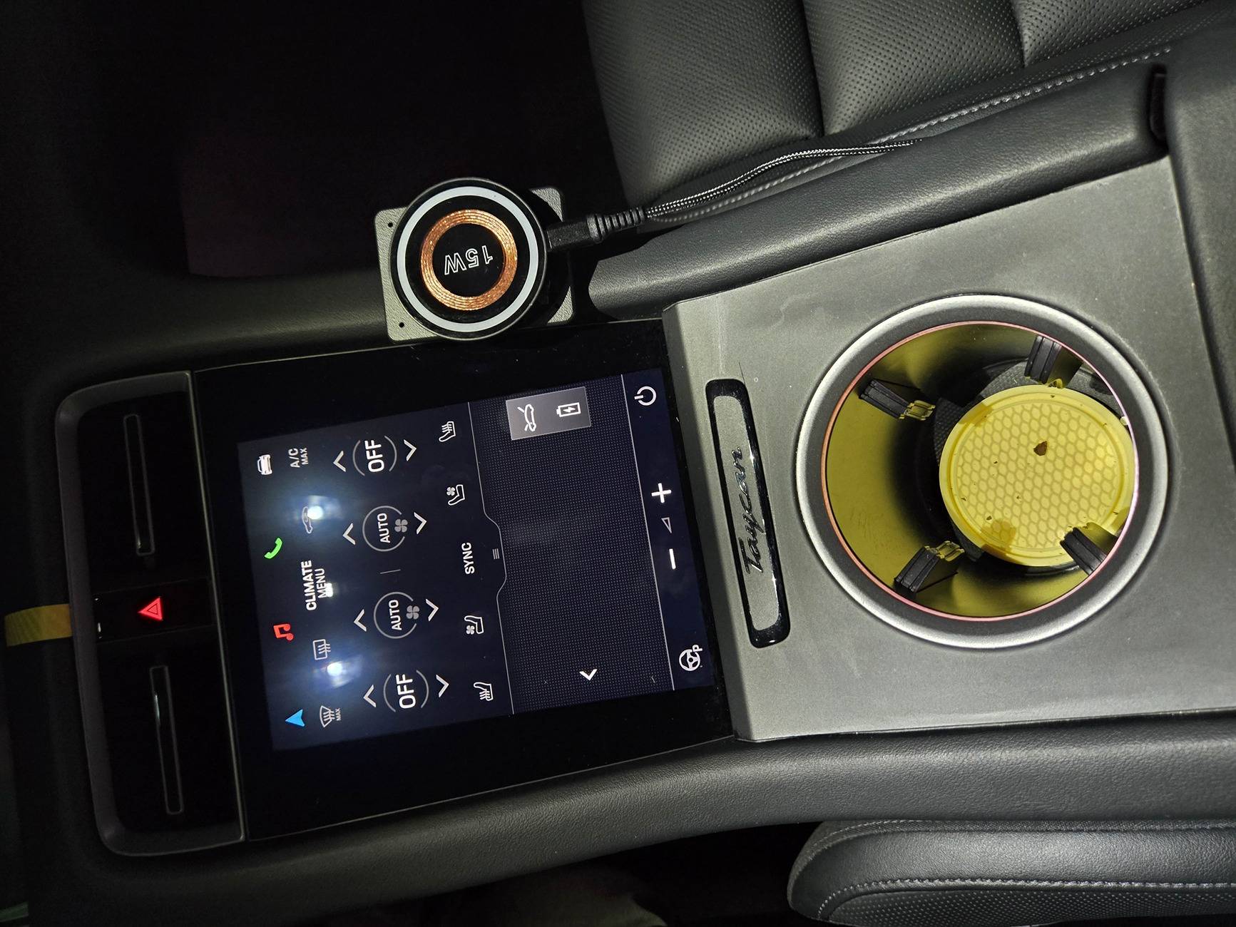 Porsche Taycan Phone holder? 20240909_064529[1]